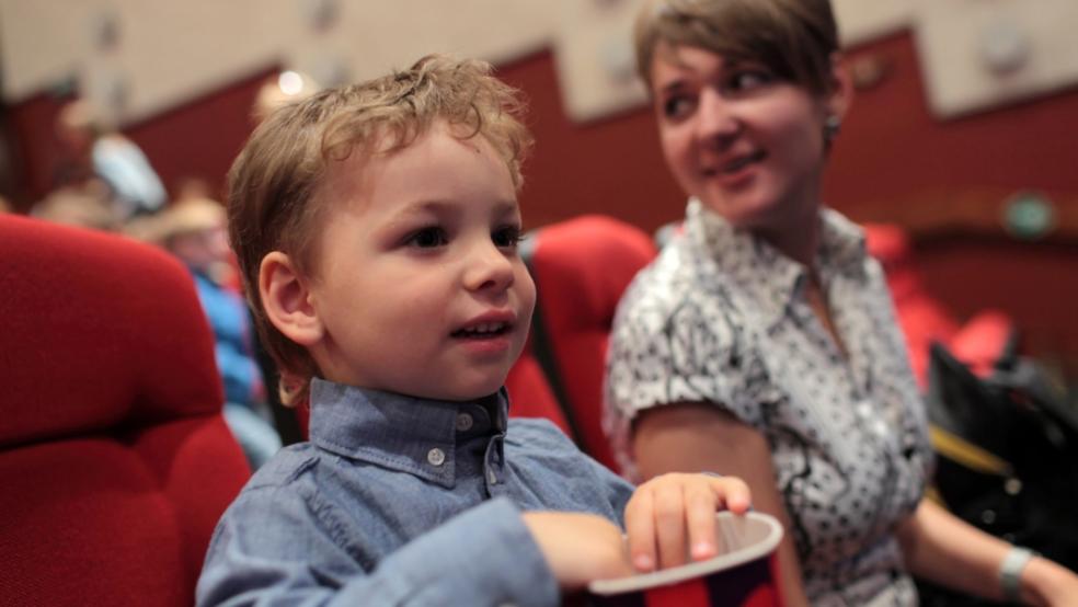 picture of a Child at the theatre