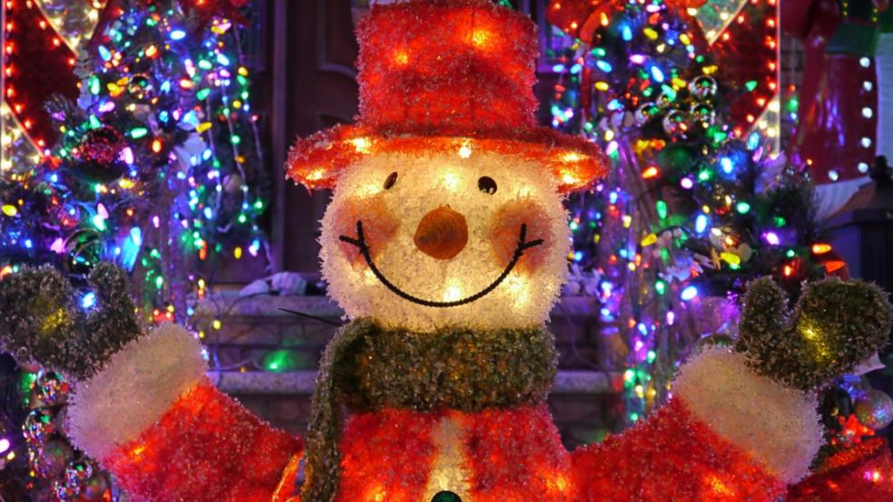 picture of a Christmas lights on a house