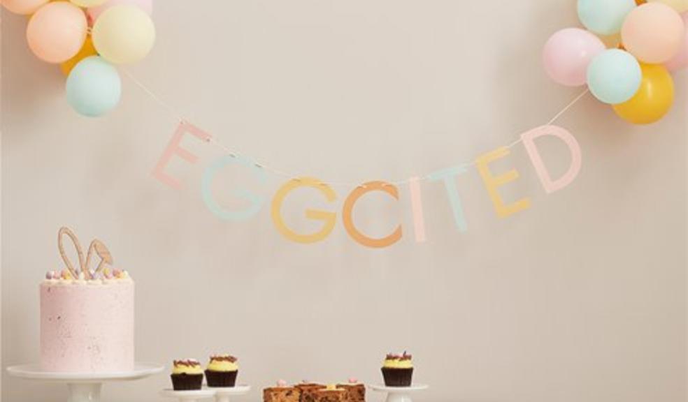 picture of Eggcited Balloon Bunting