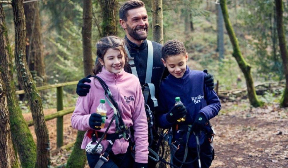picture of a Family at Go Ape drinking Radnor fizz
