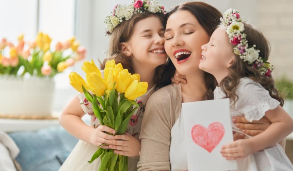 picture of aHappy mum with two daughters on Mothers Day