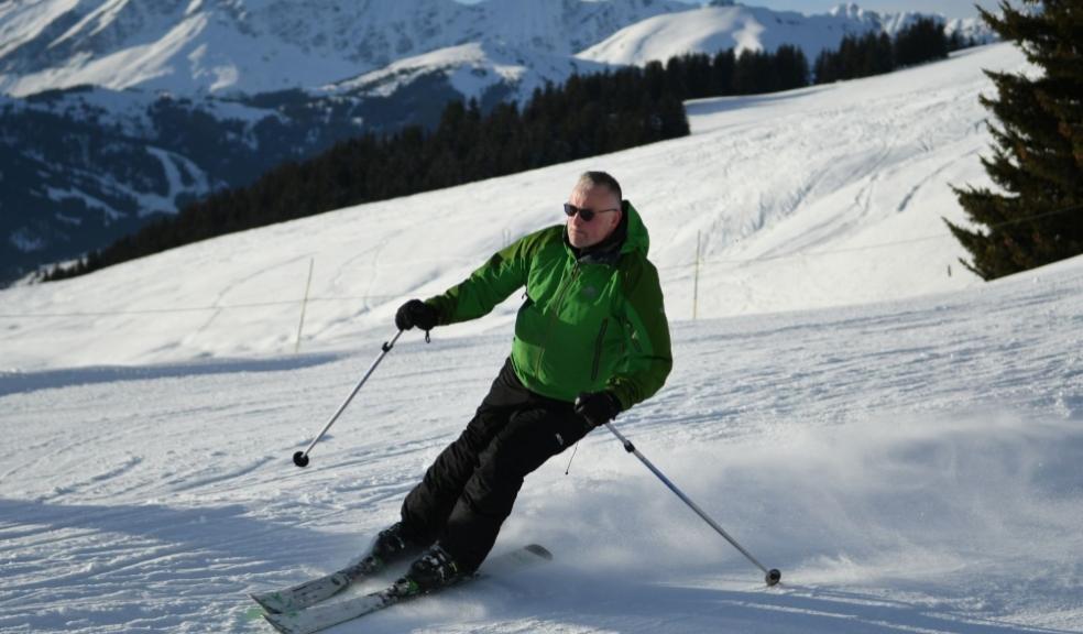 picture of John Allan skiing
