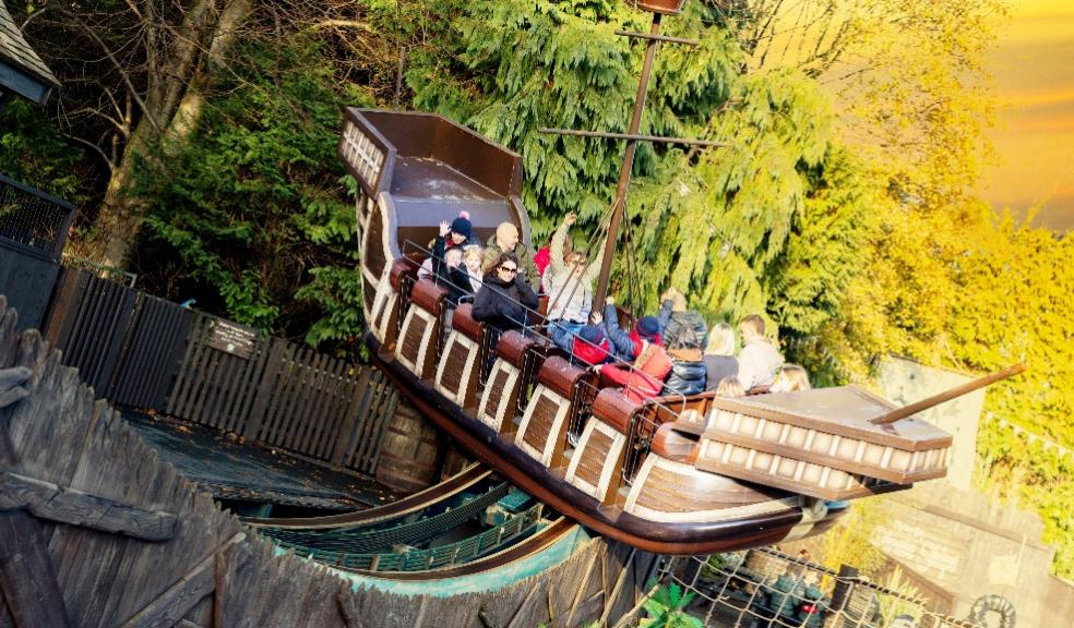 Pirate ship at Alton Towers picture of Pirate ship at Alton Towers