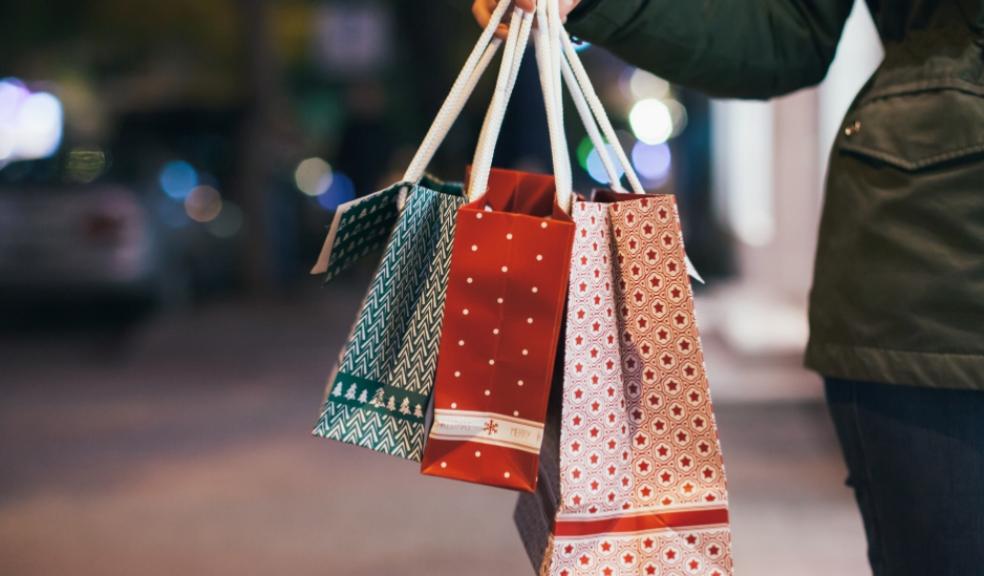 picture of christmas shopping bags