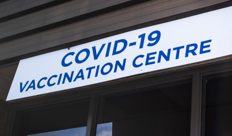 picture of a covid vaccination centre sign
