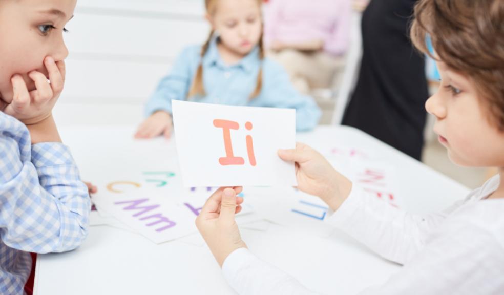 Picture of children having an English phonics lesson