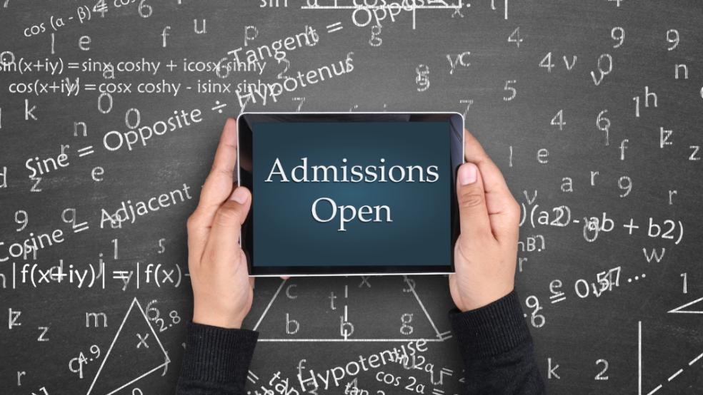 picture of admissions open sign 
