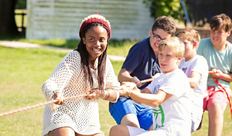 picture of children playing tug of war