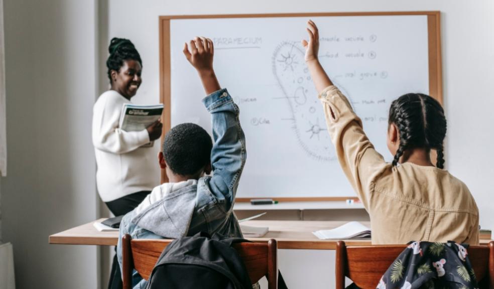 picture of a school classroom