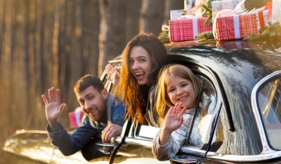 picture of family driving home for Christmas