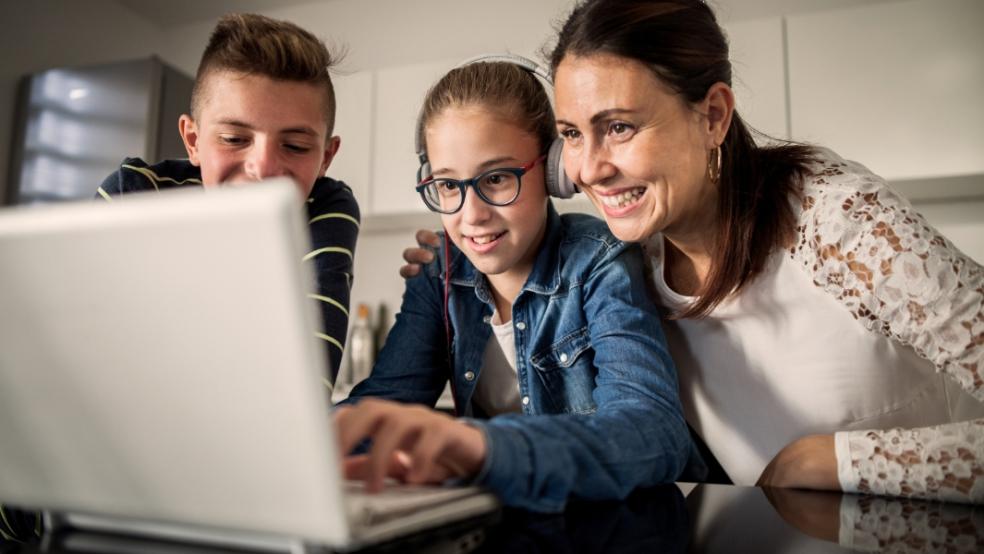 picture of a family on a computer