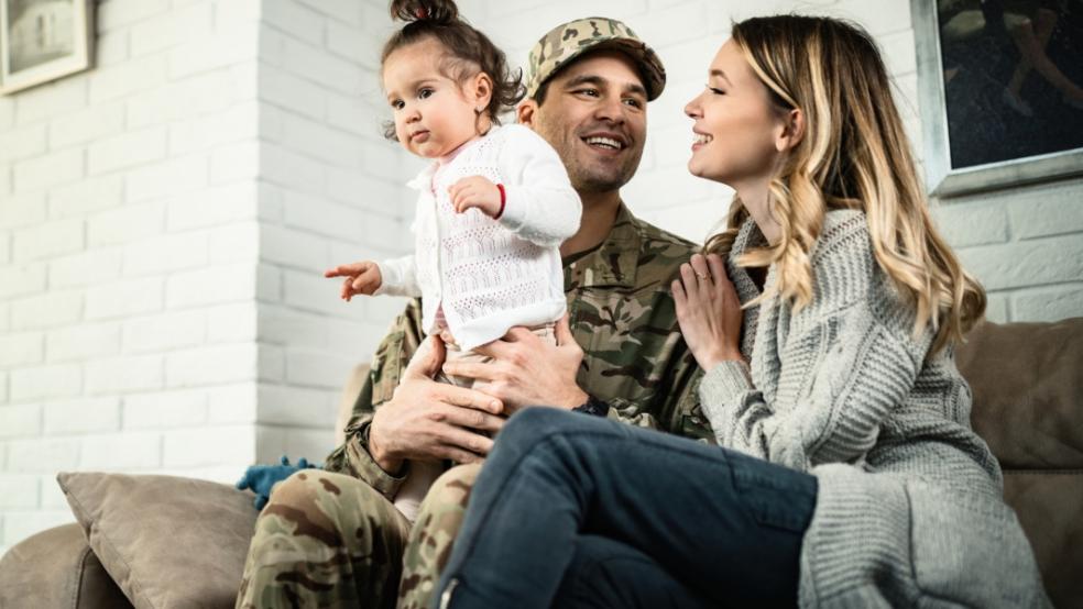 picture of a military family