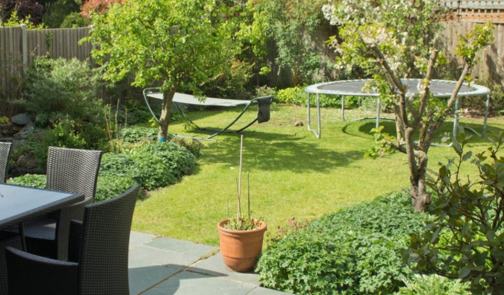 picture of a family garden