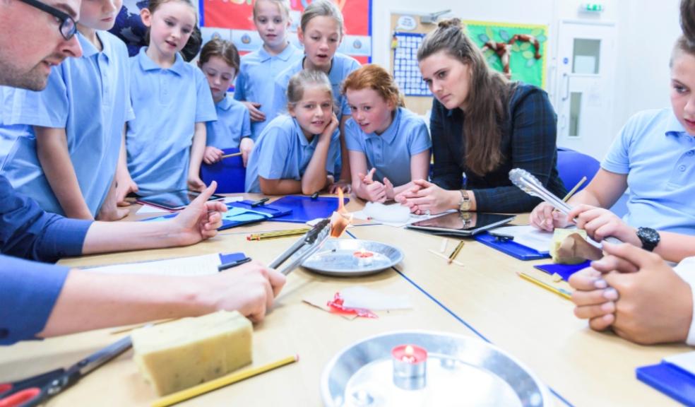 picture of a science lesson