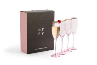 picture of set of 4 champagne glasses