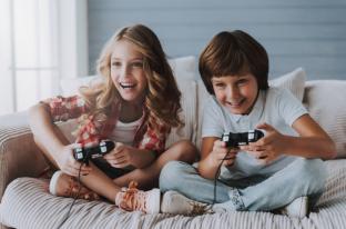 picture of children playing video games