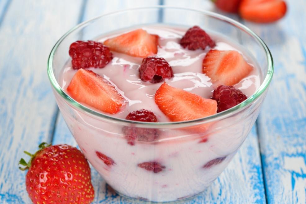picture of fruit and yoghurt
