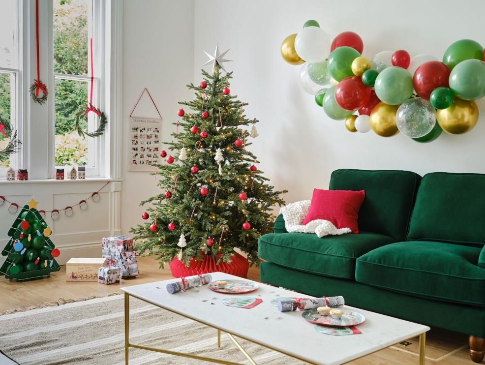 picture of Christmas home decor