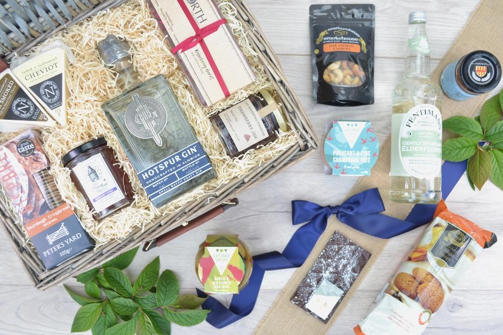 picture of Earle Luxury Gin Hamper