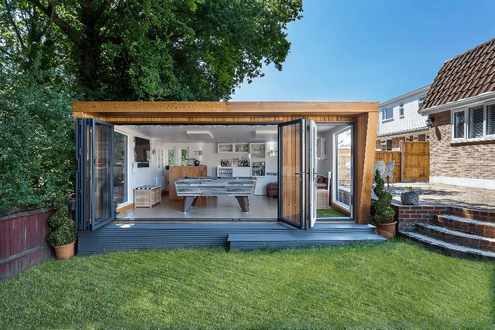 picture of Garden Bar & Games Room