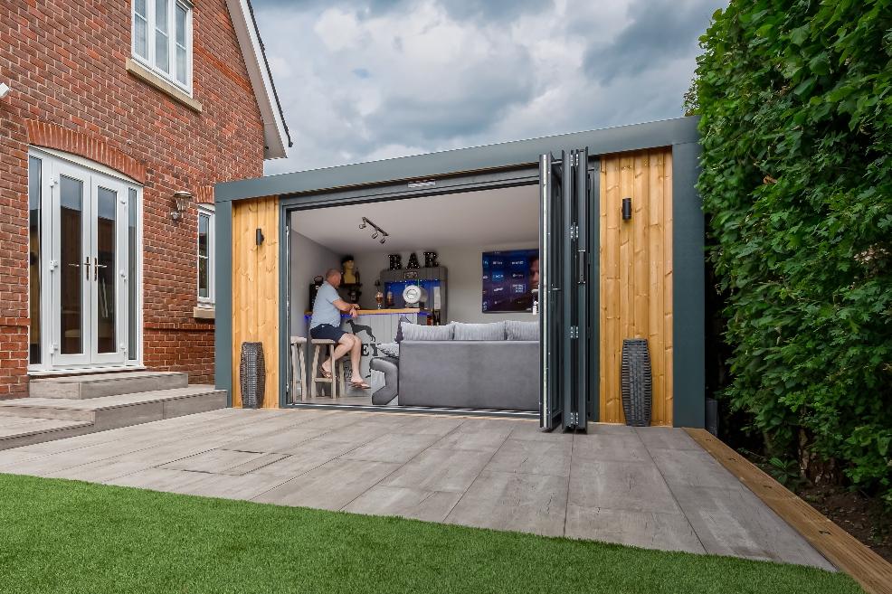 picture of a garden bar