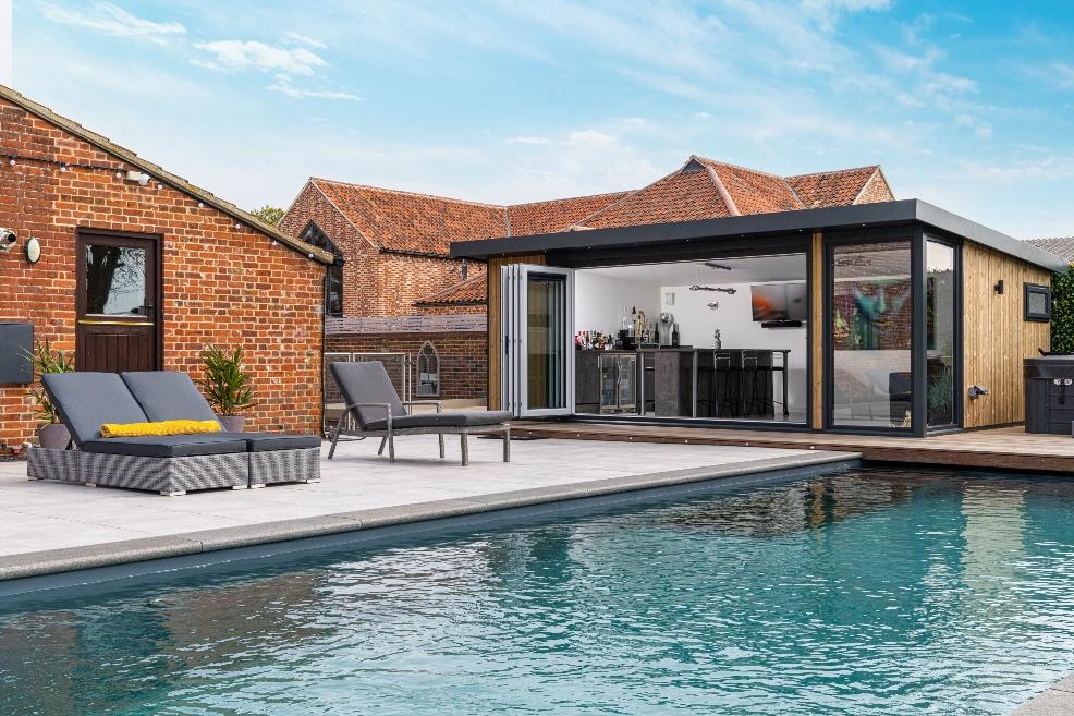 picture of a garden room