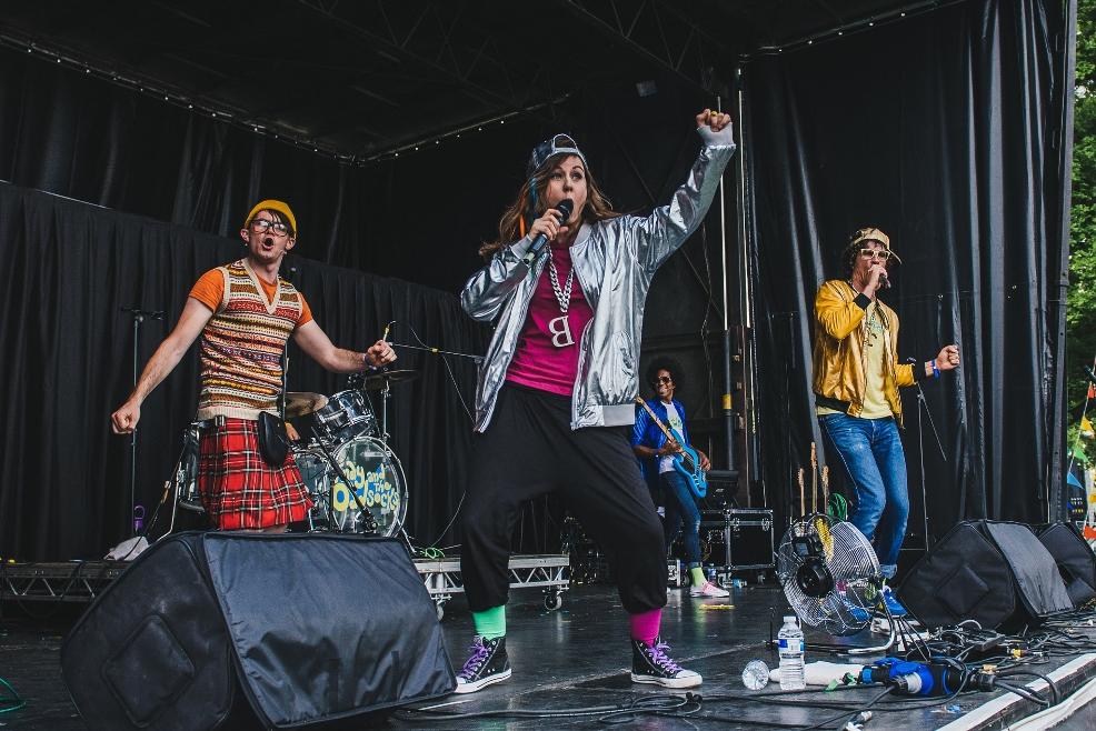 picture of andy and the oddsocks band