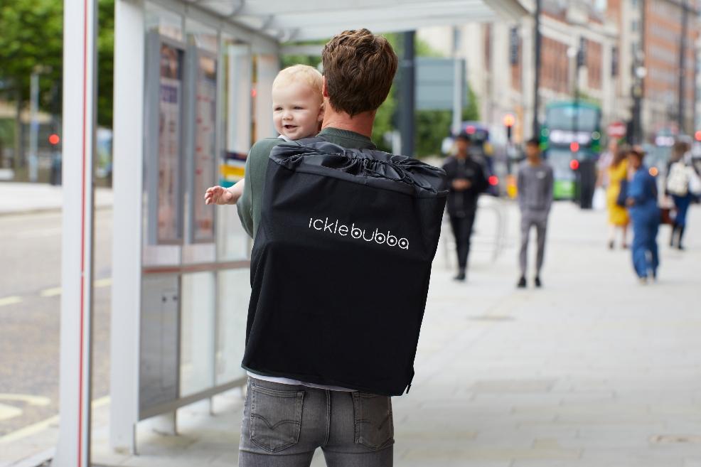 picture of the Ickle Bubba Globe Travel System