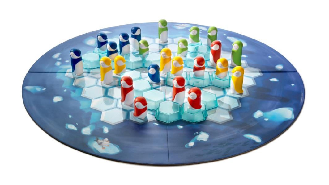 picture of SmartGames Penguins Huddle Up game