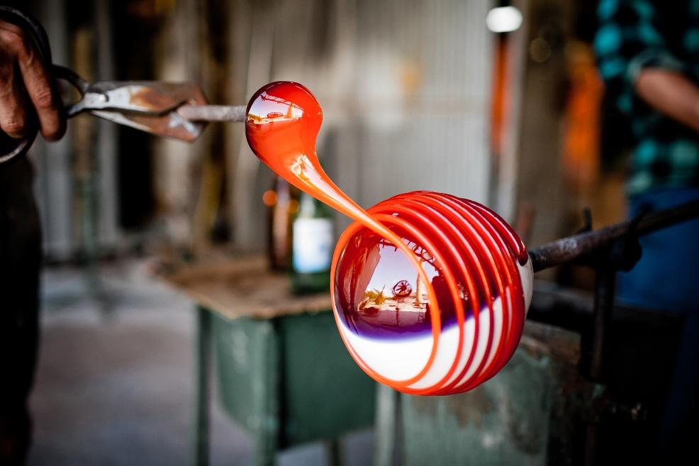 picture of glass blowing