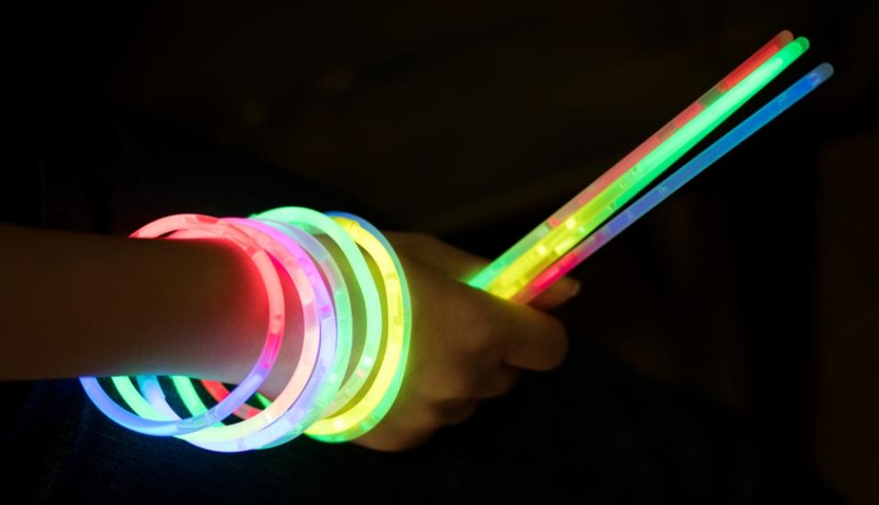 picture of glow sticks