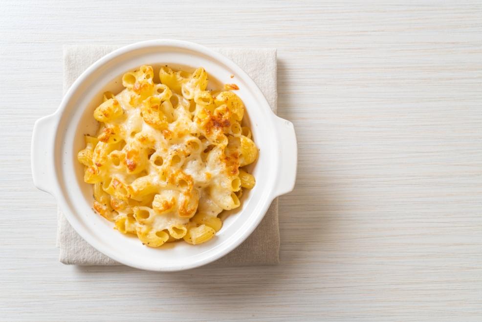 picture of mac n cheese shutterstock_1881267373