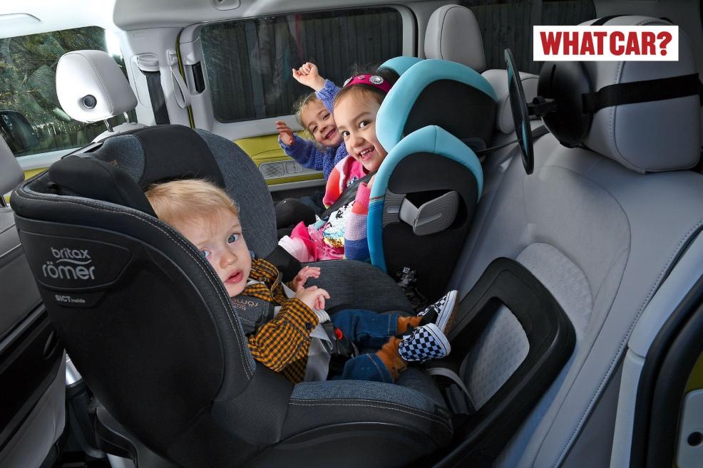 picture of Child car seats kids in car logo