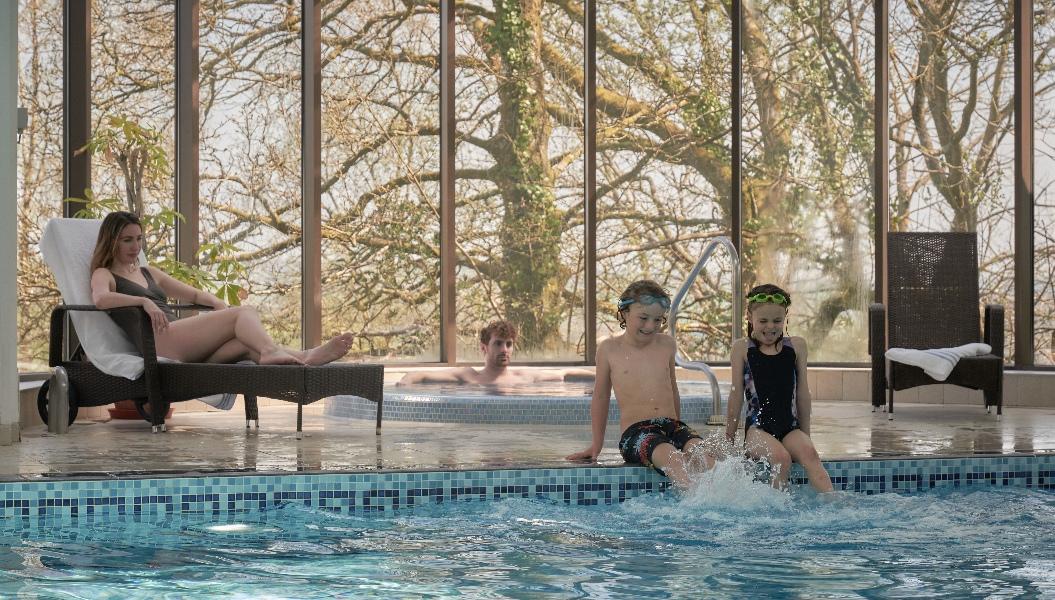 picture of Family at the swimming pool at Mole Resort Devon