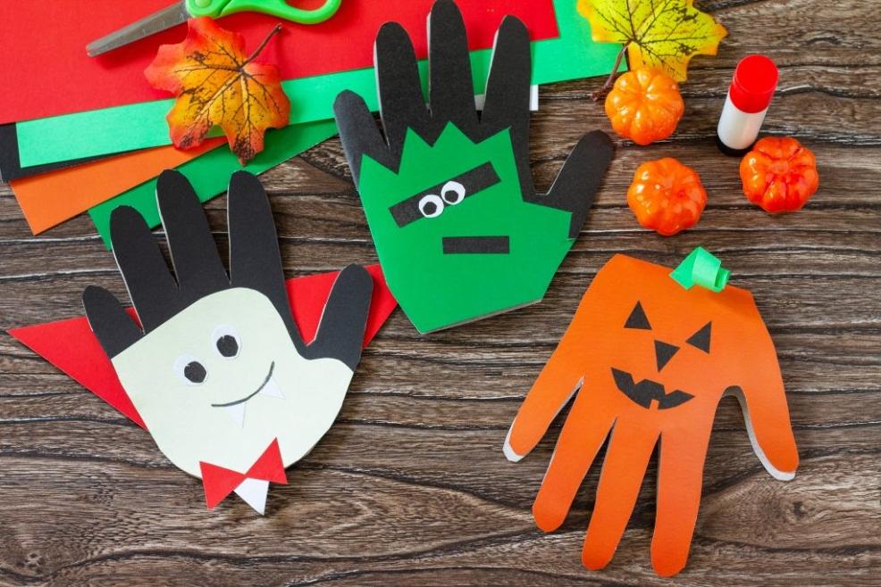 picture of Halloween hand print crafts