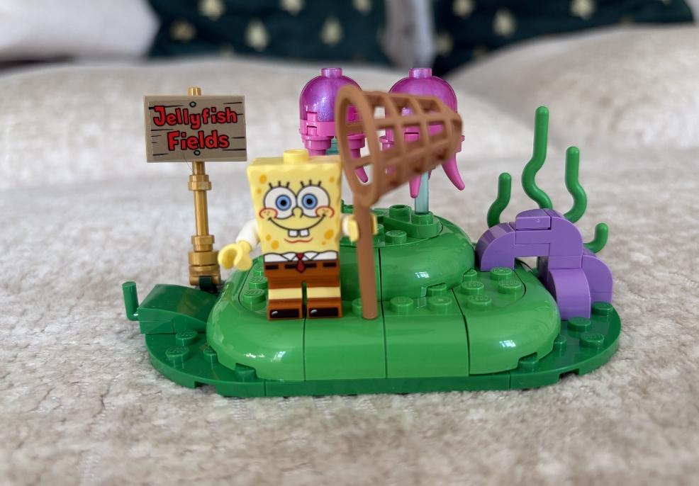 the Jellyfish fields section of the Spongebob Squarepants LEGO set picture of the Jellyfish fields section of the Spongebob Squarepants LEGO set