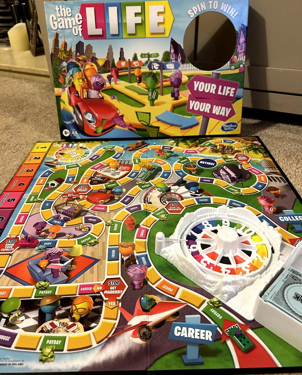 picture of The game of life board game 