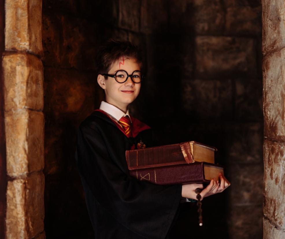 picture of a child dressed as Harry Potter