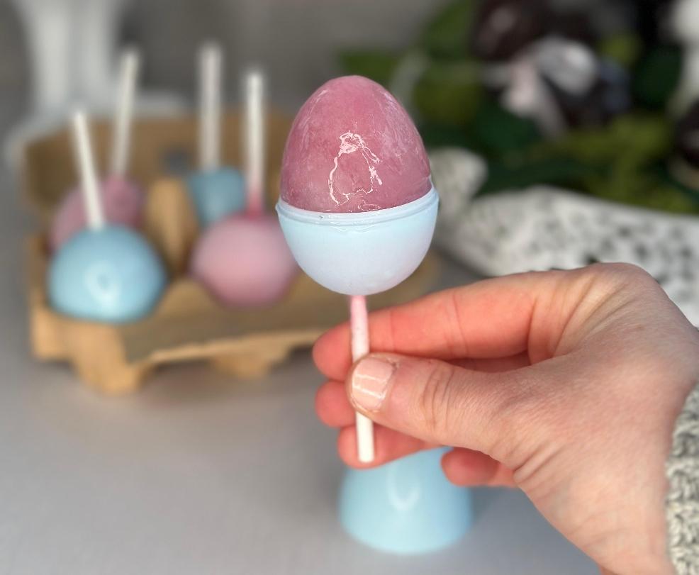 picture of pretty ice lolly eggs Easter hack