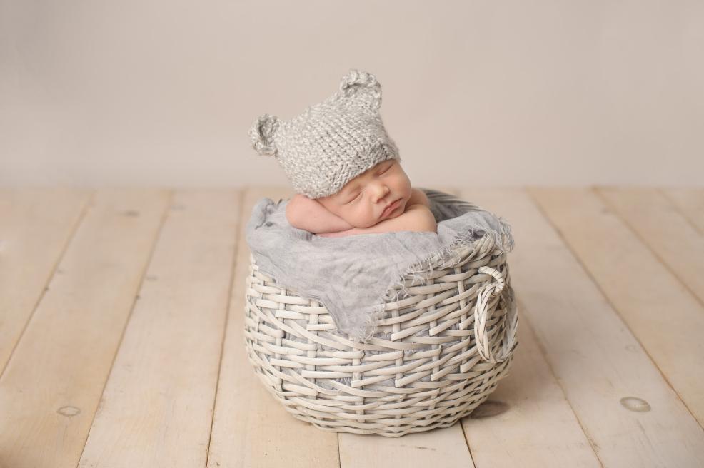 picture of a newborn baby shoot