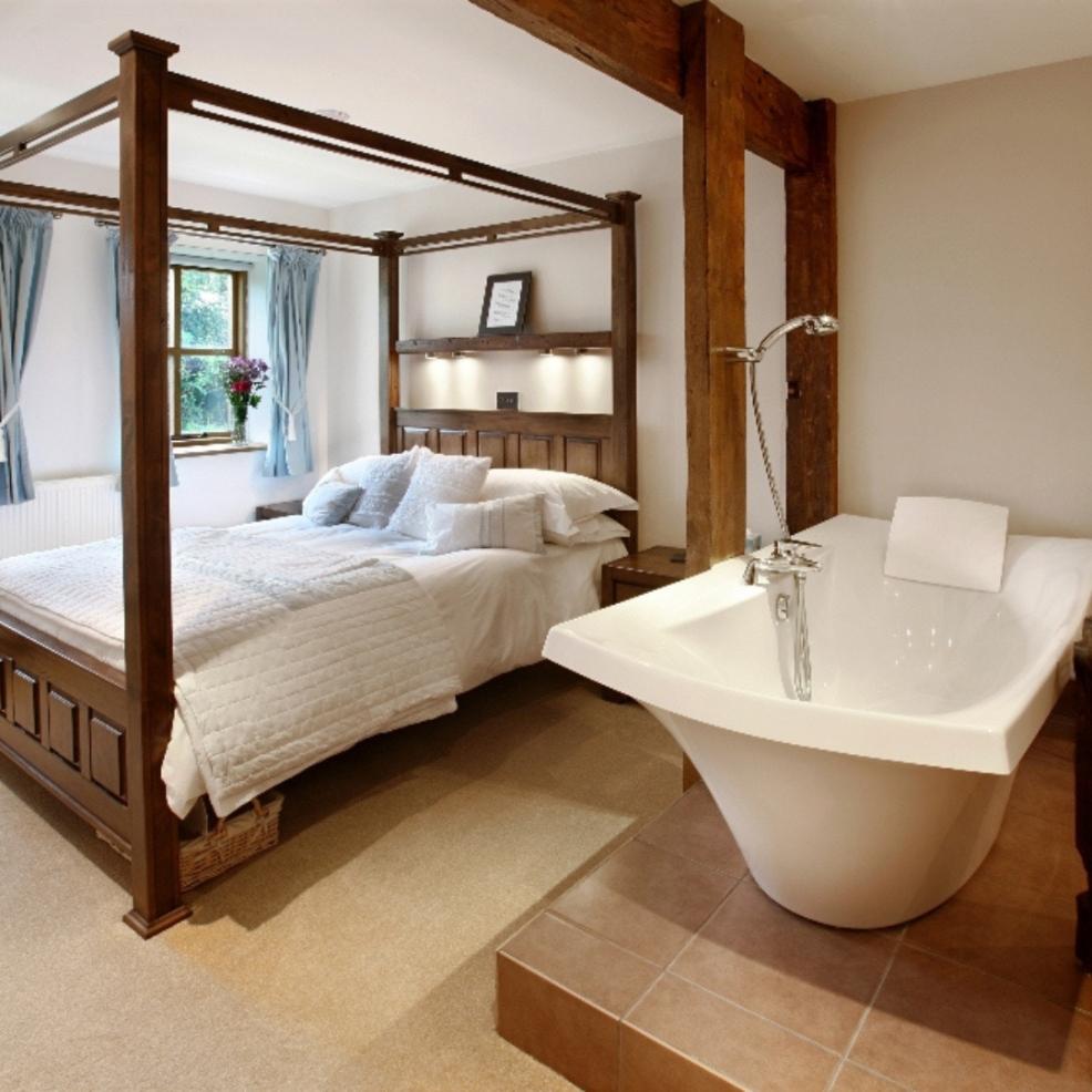 picture of a luxury holiday cottage