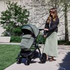 picture of a mum using the Stomp Luxe Elements Edition in colour Forest
