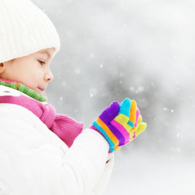 picture of a Child outside in the winter