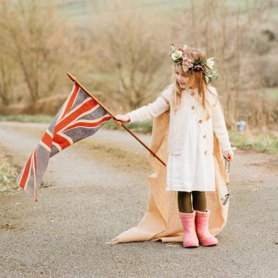 picture of a child holiday a union jack flag