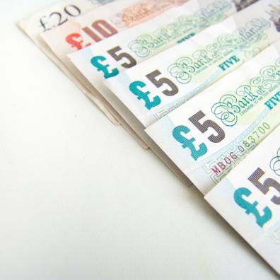 picture of british pound notes