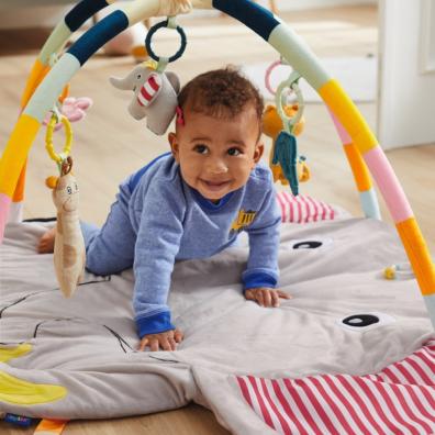 picture of baby on a lidle playmat