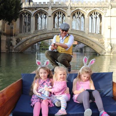 picture of children on an easter punting tour