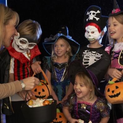 picture of children trick or treating