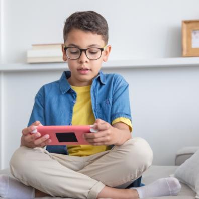 picture of a kid gaming