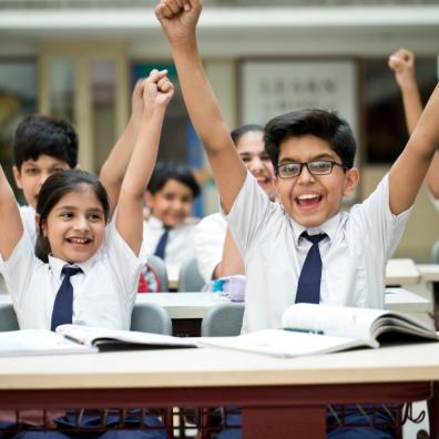 picture of school children cheering